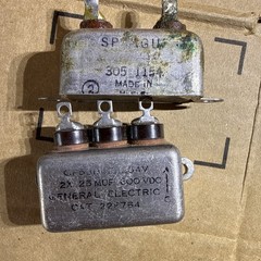 VINTAGE OIL CAPACITORS VDC MIKAMOLD, SPRAGUE, GE, ELECTRICAL UTILITIES CO.