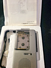 REALISTIC Microcassette TAPE RECORDER MICRO -16 Voice Activated # 14-1176 W/Box