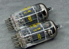 NOS Pair United Electronics 7025 12AX7A Tubes Short Gray Plates Tests NOS