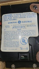 Vintage GE AM/FM Solid State Portable Radio Model P977D Works See Video RARE