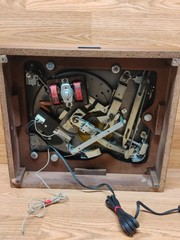 Dual 1209 Turntable – Powers On – No Headshell – PARTS OR REPAIR *READ Descript*
