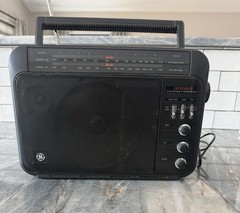 GE SUPERADIO VTG General Electric Long-Range AM/FM Super Radio 7-2887A Tested