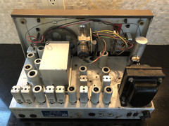 The Fisher Fisher Model 50-R Tube AM/FM Tuner perfect working condition