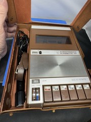 Audiotronics Classette 141 Solid State Japan Brown W/ Leather Case Tested Works
