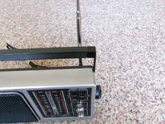 Vintage General Electric Model 7-2857A AM/FM Portable Radio