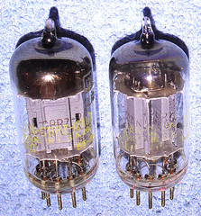 2 NOS Philco JAN 12AU7 Vacuum Tubes – 1955 Vintage Audio Twin Triodes