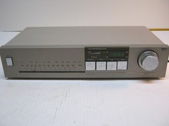 MCS 3722 AM/FM Stereo Tuner Tested and works Great Made in Japan Super Clean