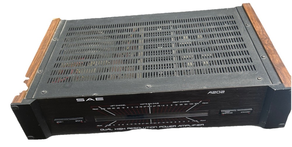 SAE A202 vintage stereo power amplifier