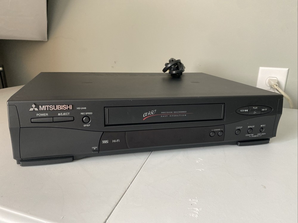 Mitsubishi HS-U446 VCR – TESTED – Without Remote
