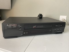 Mitsubishi HS-U446 VCR – TESTED – Without Remote