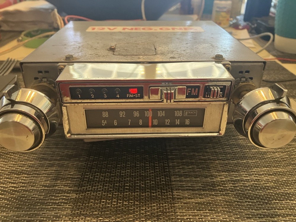 AUDIOVOX AM/FM MPX RADIO 8 Track Player Model C-977 Works Great New Belt Tested