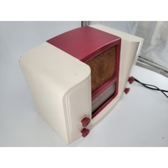 Stromberg Carlson 1204 NOVELTY Bluetooth Christmas Radio
