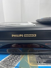 Philips Magnavox VRX363AT VHS VCR 4-Head Hi-Fi Stereo Tested w/ Remote