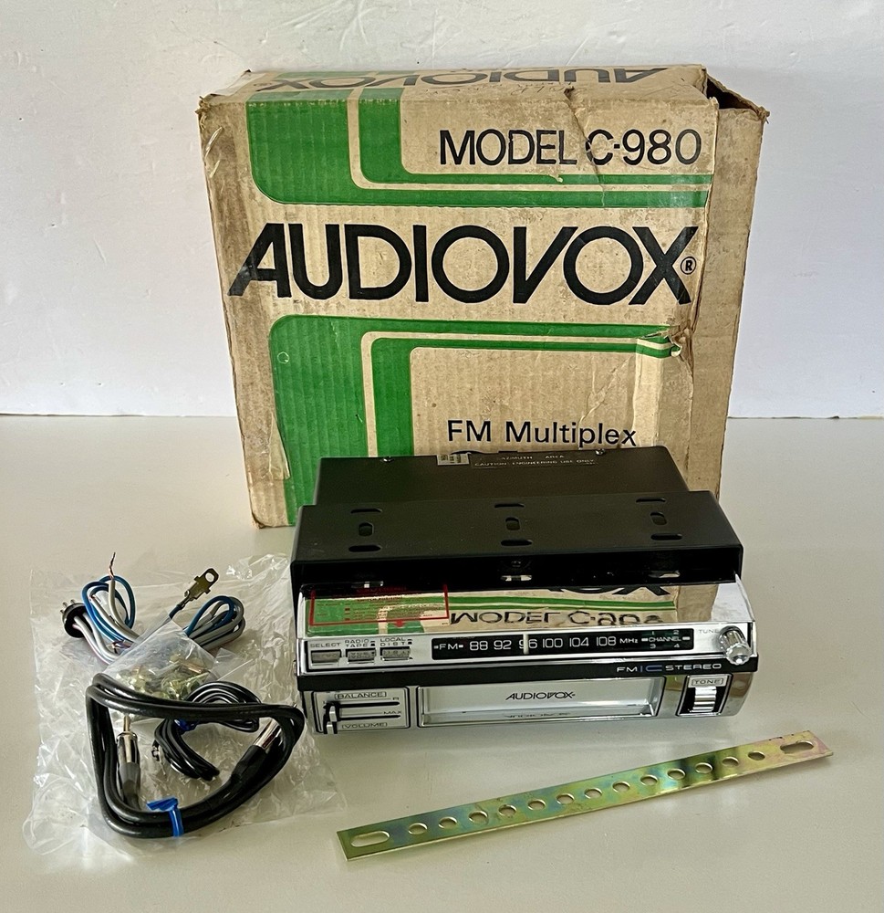Audiovox Vintage 8Track Player C-980 w/ Box. Radio Works, 8 Track Doesn’t. READ
