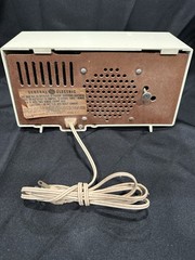 GE C-403C Vintage Tube Clock Radio White Mid-Century Estate