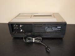 PARTS/REPAIR* JVC HR-7100U The Goldbergs vintage VHS-VCR Recorder/Player AS IS**