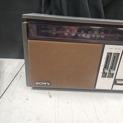 Sony Radio Model ICF-9540W AM/FM 2 Band 6 Transistor Woodgrain Works