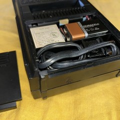 Vintage General Electric Two-Way-Power AM/FM Radio 7-2800 B Battery Operated