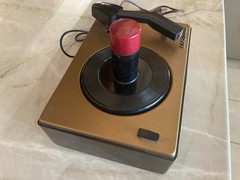 VINTAGE RCA VICTOR 1950 TURN TABLE MODEL 45 J-2. 1 OWNER. WORKS. “NICE”