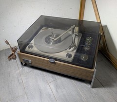(SOLD AS IS) Vintage Zenith Circle of Sound Record Player Turntable