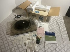 Pioneer PL-516 Turntable w/ Original Dust Cover-Vintage, Great Condition