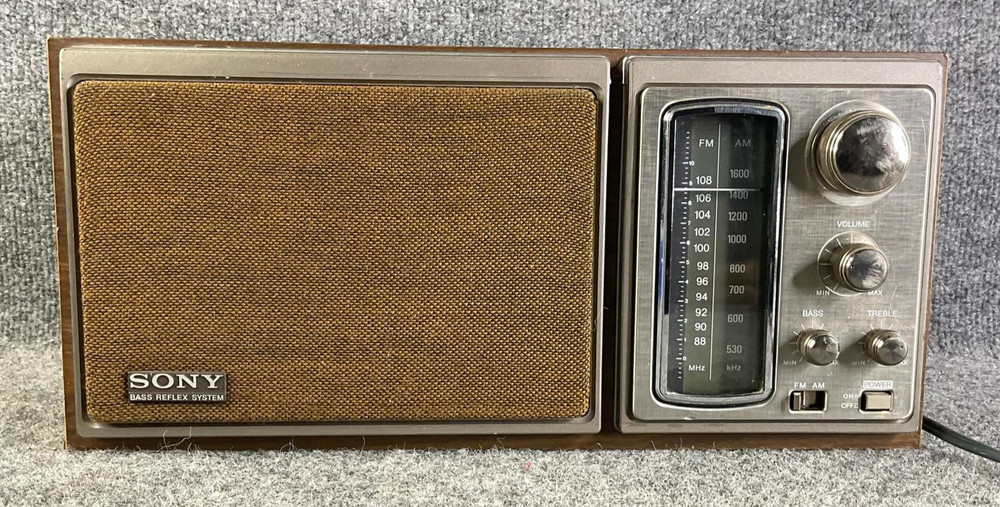 Sony ICF-9580W Bass Reflex System FM/AM 2 Band Radio