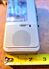 REALISTIC Microcassette TAPE RECORDER MICRO -16 Voice Activated # 14-1176 W/Box