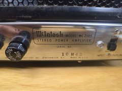 McINTOSH Mc 2105 AMP PROFESSIONALLY SERVICED VIDEO INCLUDED AND FACTORY SHIP BOX