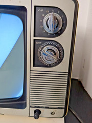 Rare MGA Mitsubishi BS 1211 Vintage TV Television Receiver Works “white” READ