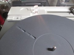 Vintage Mitsubishi LT-22 PLL Quartz Logic Controlled Linear Tracking Turntable