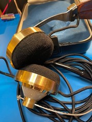 Super Vintage Pioneer SE-L40 Headphones, with Case, Pure Work of Art