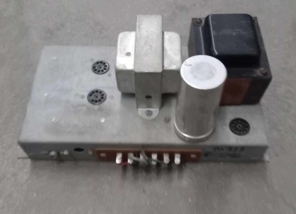 Hammond AO44 Organ Amplifier Chassis (DIY 18 watt guitar amp)