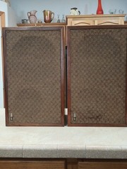 Vintage Utah WD-90 3-Way Floor Speakers 12 inch Woofer 60 watts 8 ohm