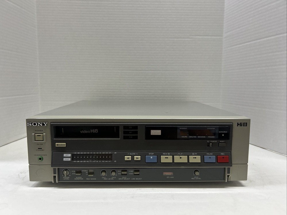 Sony EVO-9500A High-End Professional Video Hi8 Recorder Player Parts Or Repair