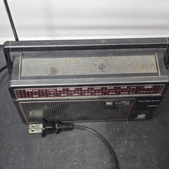 Vintage GE 7-2660D AM FM Two-Way Power Portable Radio AC DC Black Malaysia