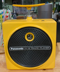 1970’s Panasonic Dynamite Plunger Portable Yellow 8 Track Player No Cord RQ-830S
