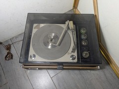 (SOLD AS IS) Vintage Zenith Circle of Sound Record Player Turntable