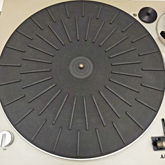 Vintage AKAI Belt Drive Turntable AP-B20 w/Auto Return