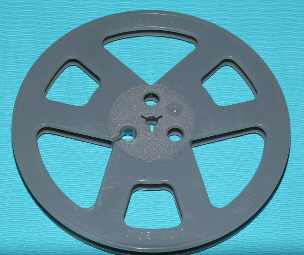 1 (one) 7-in Plastic Take-Up Reel for Reel to Reel Machines Empty No Tape Used