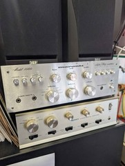 Vintage Marantz 1060 Stereo Integrated Amplifier Excellent working condition
