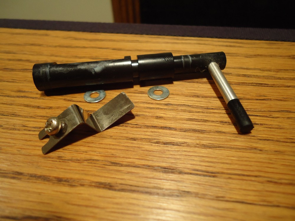 Pioneer PL-516 Stereo Turntable Parting Out Cuing Lever and Assembly