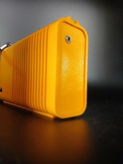 Vintage Philco Ford R131 AM/FM Solid State Portable Radio YELLOW Taiwan RARE
