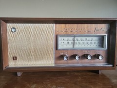 Vintage Mid Century Tube FM AM Radio Panasonic 782B Tweed *Video In Description*