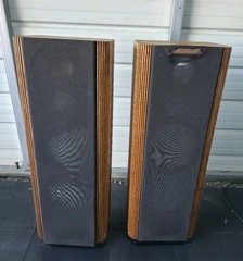 Vintage Infinity RS 4b Wood Speaker Box Cabinet Empty No Speakers Repair/Restore