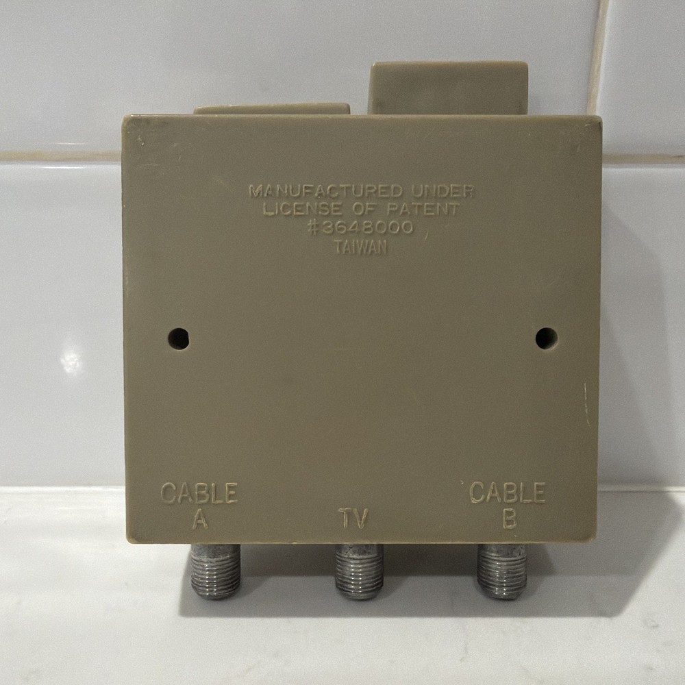 Vintage 1970s Archer Antenna / Cable Switch A/B Coaxial