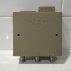 Vintage 1970s Archer Antenna / Cable Switch A/B Coaxial