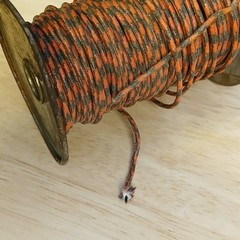 2.5″ Partial Roll Western Electric 20 Gauge Cloth Covered Wire RED/BLACK