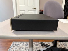 Conrad Johnson Tube Pre-Amplifier in good condition. Works.