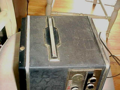 RETRO VINTAGE TV CBS TV MONITOR 8 INCH GE B+W EARLY 60s TRANSISTORIZED