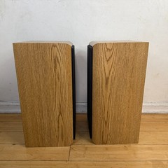 JBL 2600 ~ 2-Way ~ Woodgrain Finish ~ Speakers ~ 8 Ohms ~ Excellent Condition